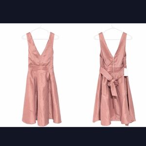 Sleeveless V-Neck Rose Pink A-Line Dress with Waist Tie
